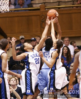 Duke's defense collapses on Jessica Breland -  - D21.O51;1,12:44,14-15