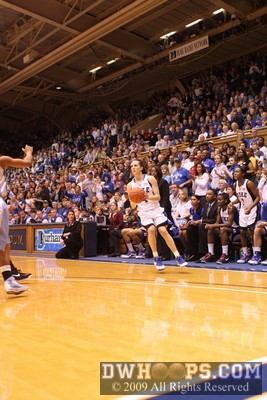 Abby Waner ends a 14 miss streak by hitting perhaps the most dramatic shot of her career - Duke leads! (first of three photos) -  - D4;OT, 0:46, 78-76