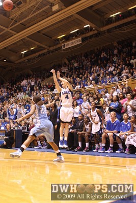 Abby Waner ends a 14 miss streak by hitting perhaps the most dramatic shot of her career - Duke leads! (third of three photos) -  - D4;OT, 0:46, 78-76