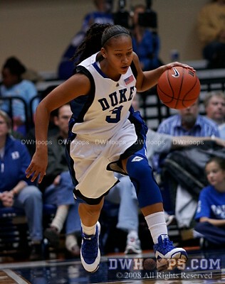 Shay Selby pushing the ball up after her steal -  - D3;1,5:22,15-10,