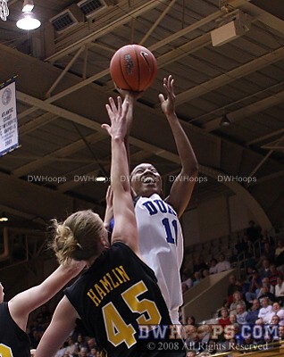 Chante Black having trouble shooting over Hamlin -  - D11.O45;1,5:14,15-10