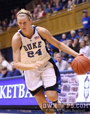 Kathleen Scheer saw some good minutes, here she puts it on the floor -  - 