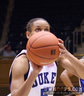 Jasmine Thomas on the line trying to restore order, Duke missed 11 free throws during their 8:40 field goal drought -  - 