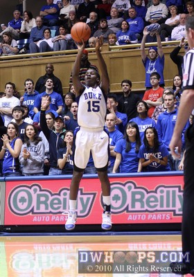 Bridgette Mitchell takes the pass from Jasmine and nails a three, giving Duke the lead for good -  - D15;1,11:02,11-9