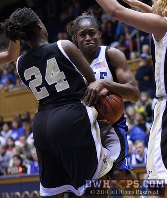Karima Christmas collides with Asia Williams - offensive foul -  - O24.D13;2,5:09,57-41