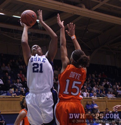 Joy Cheek shoots over Durham native Utahya Drye -  - 