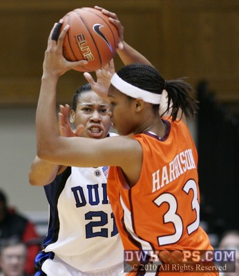 Joy Cheek intensely guards Shanel Harrison -  - 