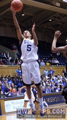 Jasmine Thomas, who was relatively quiet in the first half, goes to the hoop for another Duke score -  - D5,1,2:32,28-9