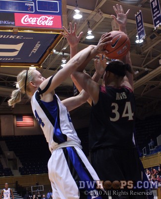 Kathleen Scheer fouls Chelsea Davis in the final moments -  - 