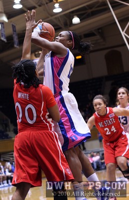 Karima Christmas shoots over State's Amber White -  - 