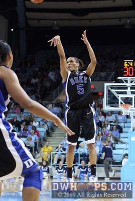 Jasmine Thomas gets a great look from three, but misses -  - 