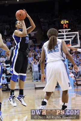 Joy Cheek gets an open look for three, no dice -  - 