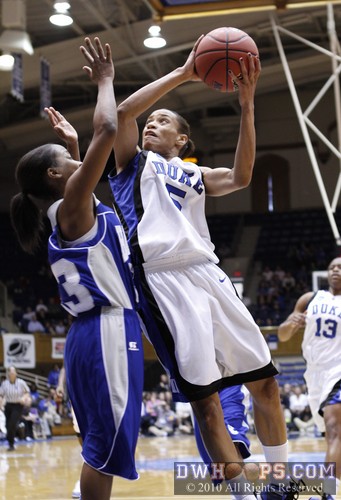 Jasmine Thomas puts Duke up 21 with a layup over Hampton's Keiara Avant -  - 