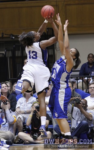 Karima Christmas fires a leaner over Melanie Warner -  - 