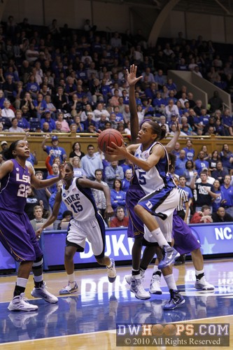 This time Jasmine Thomas would not miss, but would instead give Duke the lead for keeps.   (5 frames) -  - 