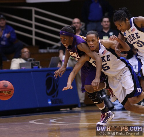 LSU's Allison Hightower, Duke's Jasmine Thomas and Keturah Jackson strive for the ball just knocked away from Hightower -  - 