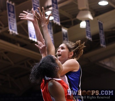 The left handed Vernerey shows that she can go right handed, too -  - 