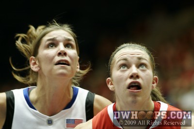 Alison Vernerey and Sarah Schulze looking for a rebound -  - 