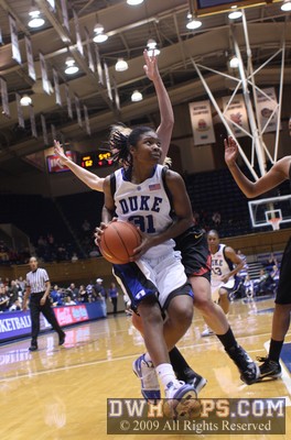 Keturah Jackson continues to attack the basket -  - D31;2, 5:47, 62-61