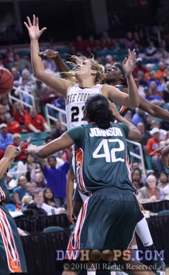 Sandra Garcia was huge inside, scoring 18 points and grabbing a game high 13 boards. -  - 