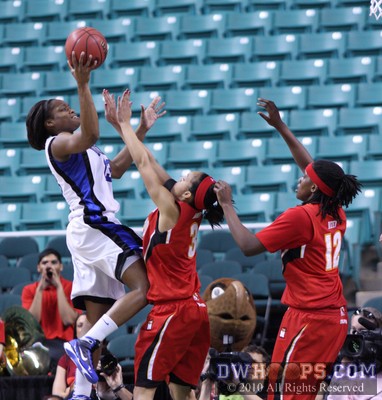 Karima Christmas scores from the baseline for Duke -  - 