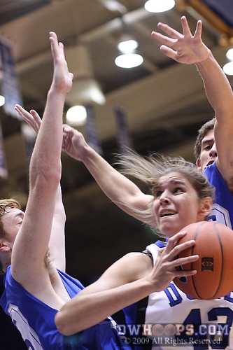 Allison Vernerey in the low blocks -  - 