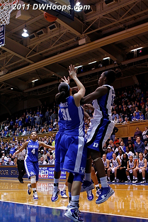 A tipped Chelsea Gray shot magically found the basket for a 50-48 Duke lead (3rd of 3)  - Duke Tags: #12 Chelsea Gray 