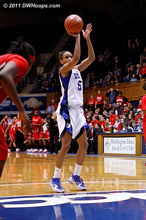 Maryland was forced to foul immediately and Jasmine Thomas was money.  67-62 Duke.  - Duke Tags: #5 Jasmine Thomas 