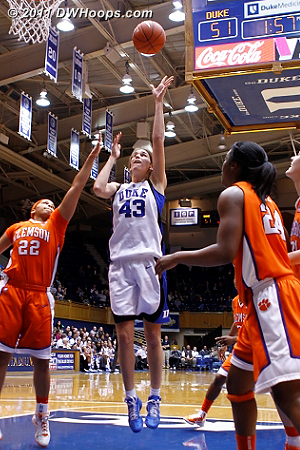 Vernerey puts Duke up by 43  - Duke Tags: #43 Allison Vernerey 