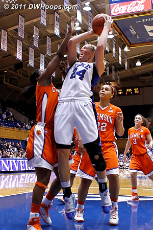 Kathleen Scheer scores over Serena Clark