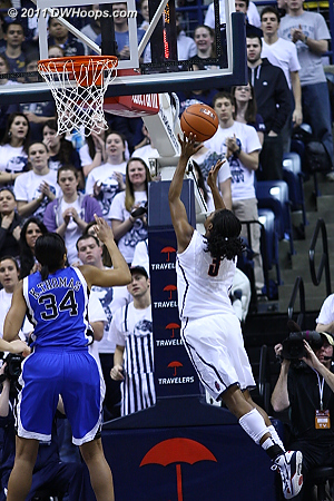Tiffany Hayes drew first blood for UConn with this layup  