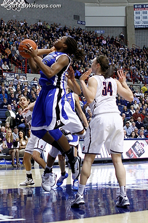 Kelly Faris (34) in the 