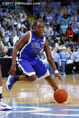 Chelsea Gray looks for an opening in the Tar Heel defense