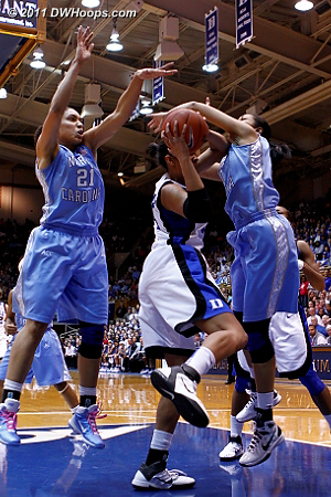Smothering D from the Heels but Shegog eventually fouled  - Duke Tags: #34 Krystal Thomas 