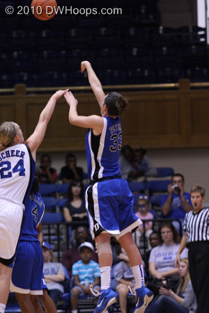 Haley Peters strokes a shot