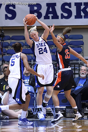 Kathleen Scheer rips down the first of a game high ten boards