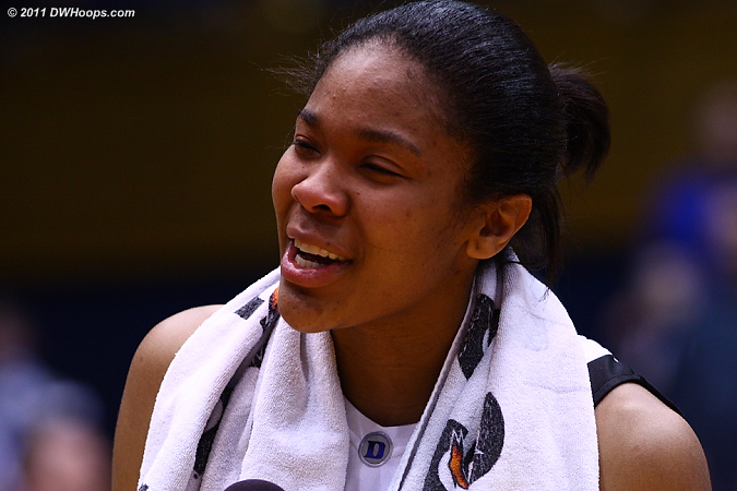 DWHoops Photo  - Duke Tags: #34 Krystal Thomas 