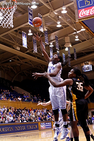 DWHoops Photo  - Duke Tags: #1 Elizabeth Williams 