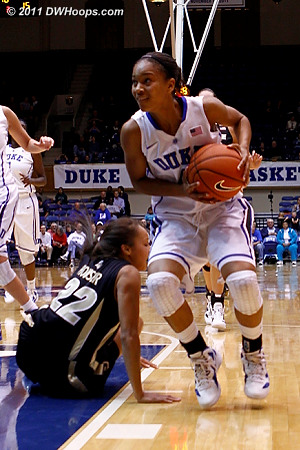 A juke by Chloe left KK Houser (22) on the floor