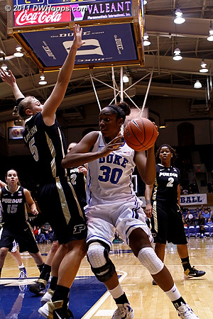 Amber Henson works against Brittany Rayburn (5)