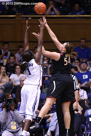 The crafty senior Bravard makes it a one point game  