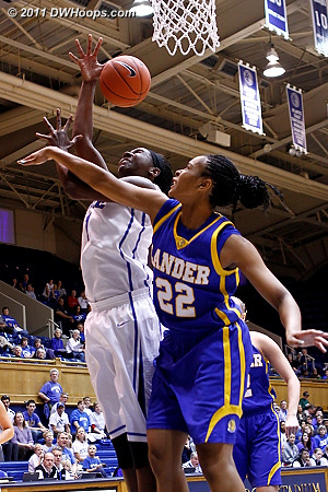 Elizabeth Williams battles Lander's Keondra Barnes in the paint