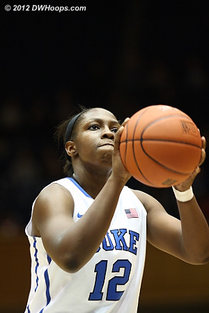A determined Chelsea Gray at the free throw line