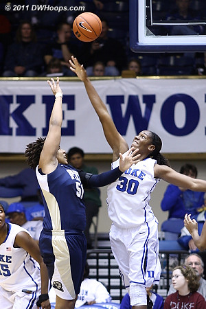 Henson guards the shooting Cora McManus