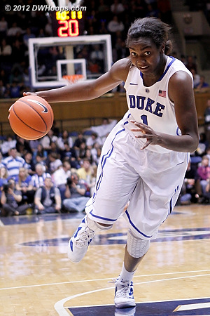 Elizabeth Williams drives the lane  - Duke Tags: #1 Elizabeth Williams 