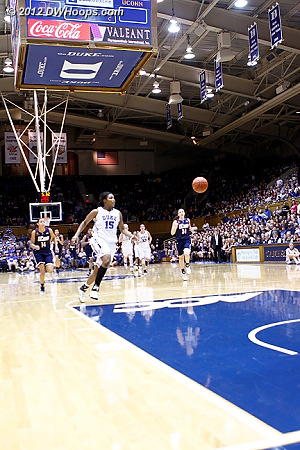 Chelsea Gray got a steal and led Richa Jackson with a very long pass  - Duke Tags: #15 Richa Jackson 