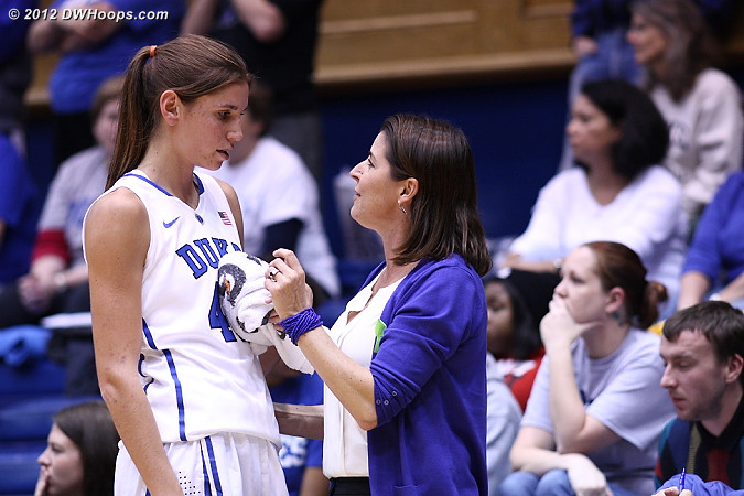 DWHoops Photo  - Duke Tags: #43 Allison Vernerey, Joanne P. McCallie  