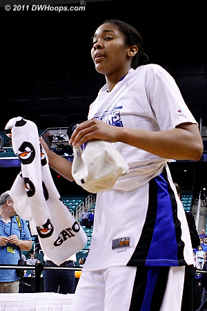 DWHoops Photo  - Duke Tags: #34 Krystal Thomas 