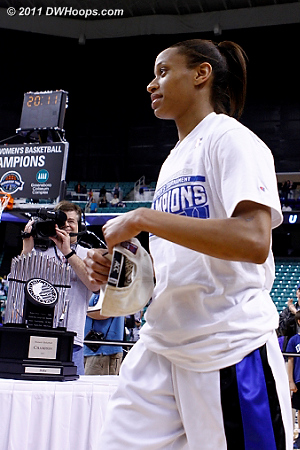 DWHoops Photo  - Duke Tags: #5 Jasmine Thomas 