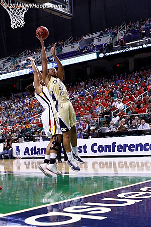 DWHoops Photo  - GT Players: #22 Alex Montgomery 